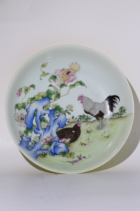 檸黃凝彩・雍窯雅珍｜清雍正外黃釉內粉彩大吉圖壽桃款賞盤｜多祿溙國際拍賣行重磅呈獻